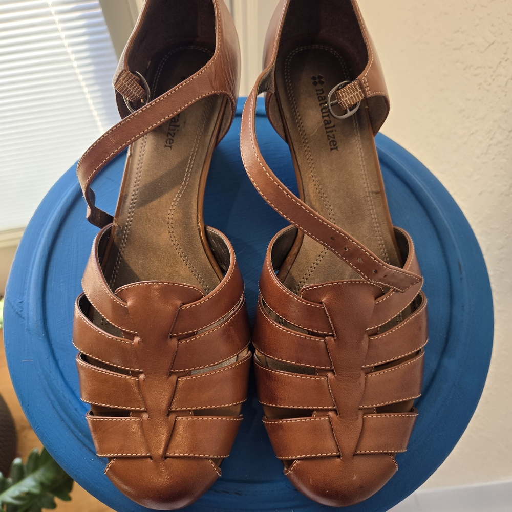 Naturalizer Brown Leather Flats